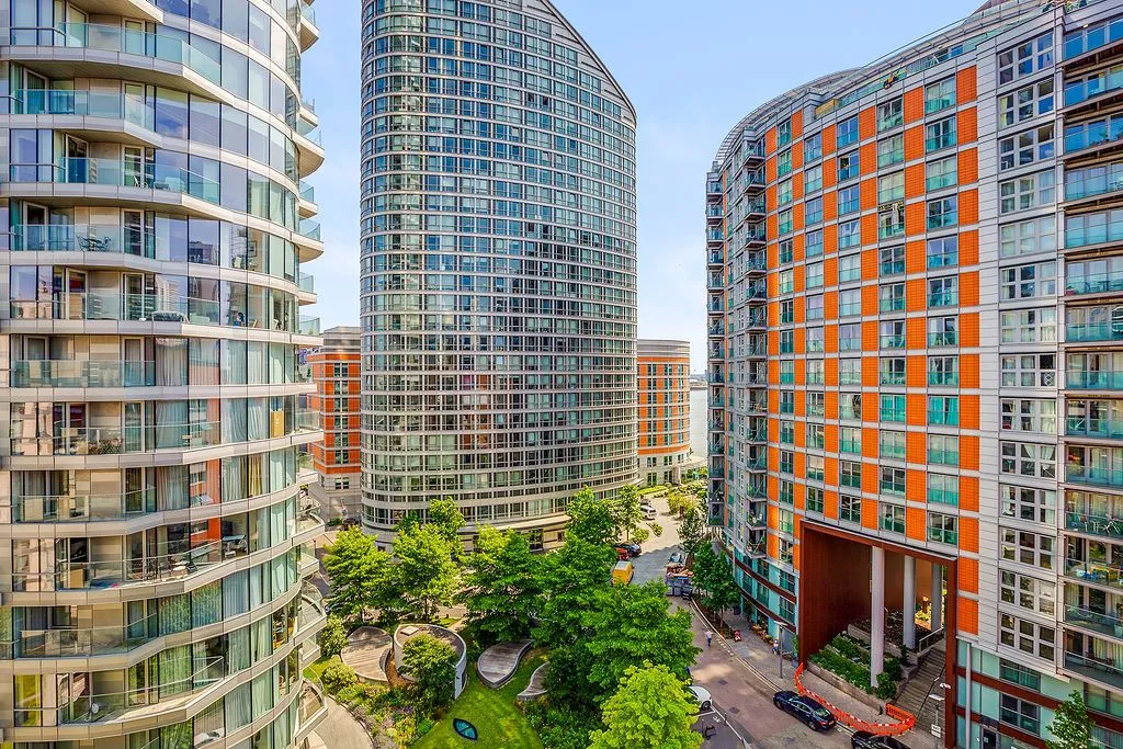 Biscayne Avenue, Poplar, photo 5