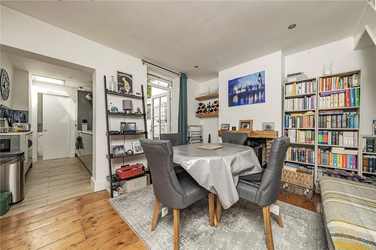Trinity Cottages, Richmond, TW9, photo 7