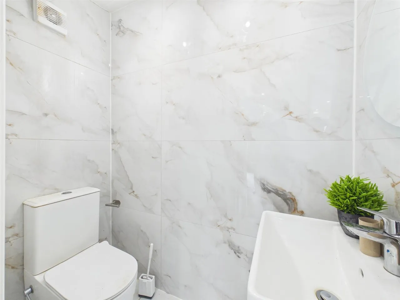 Summit Road, Northolt, UB5, photo 7