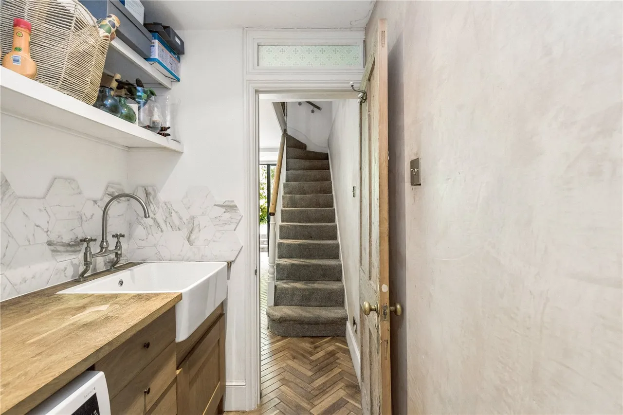 Nevill Road, London, N16, photo 10