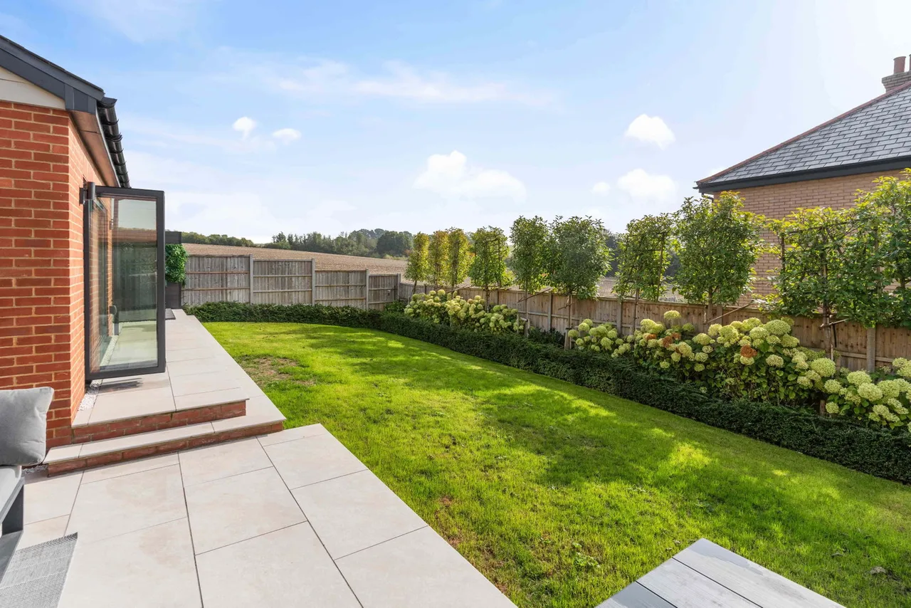 Hawken Close, Standon, SG11, photo 36