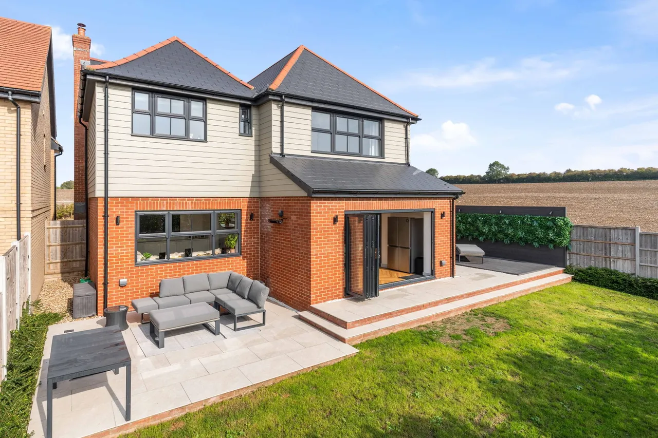 Hawken Close, Standon, SG11, photo 42