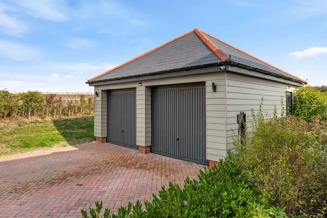 Hawken Close, Standon, SG11, photo 34