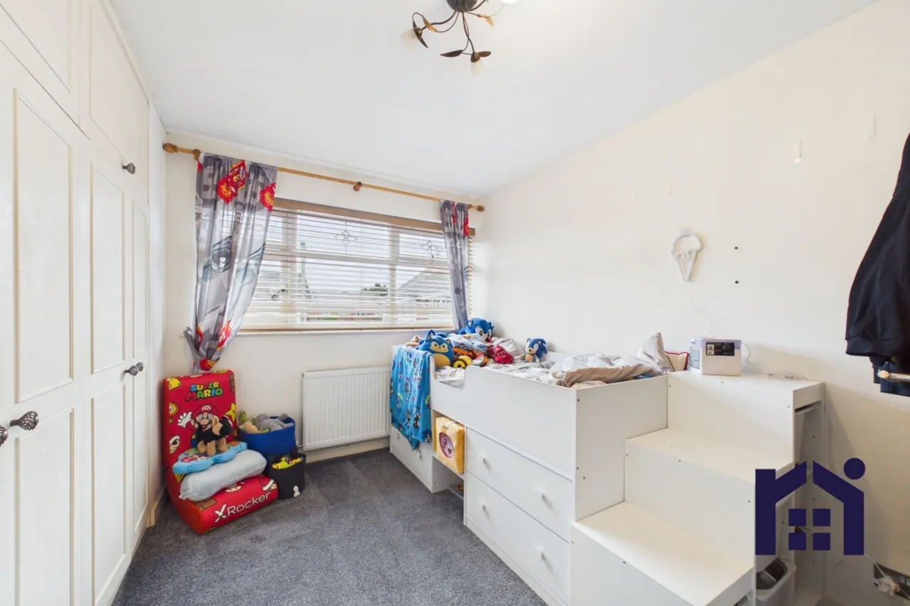 Greenway, Eccleston, PR7, photo 13