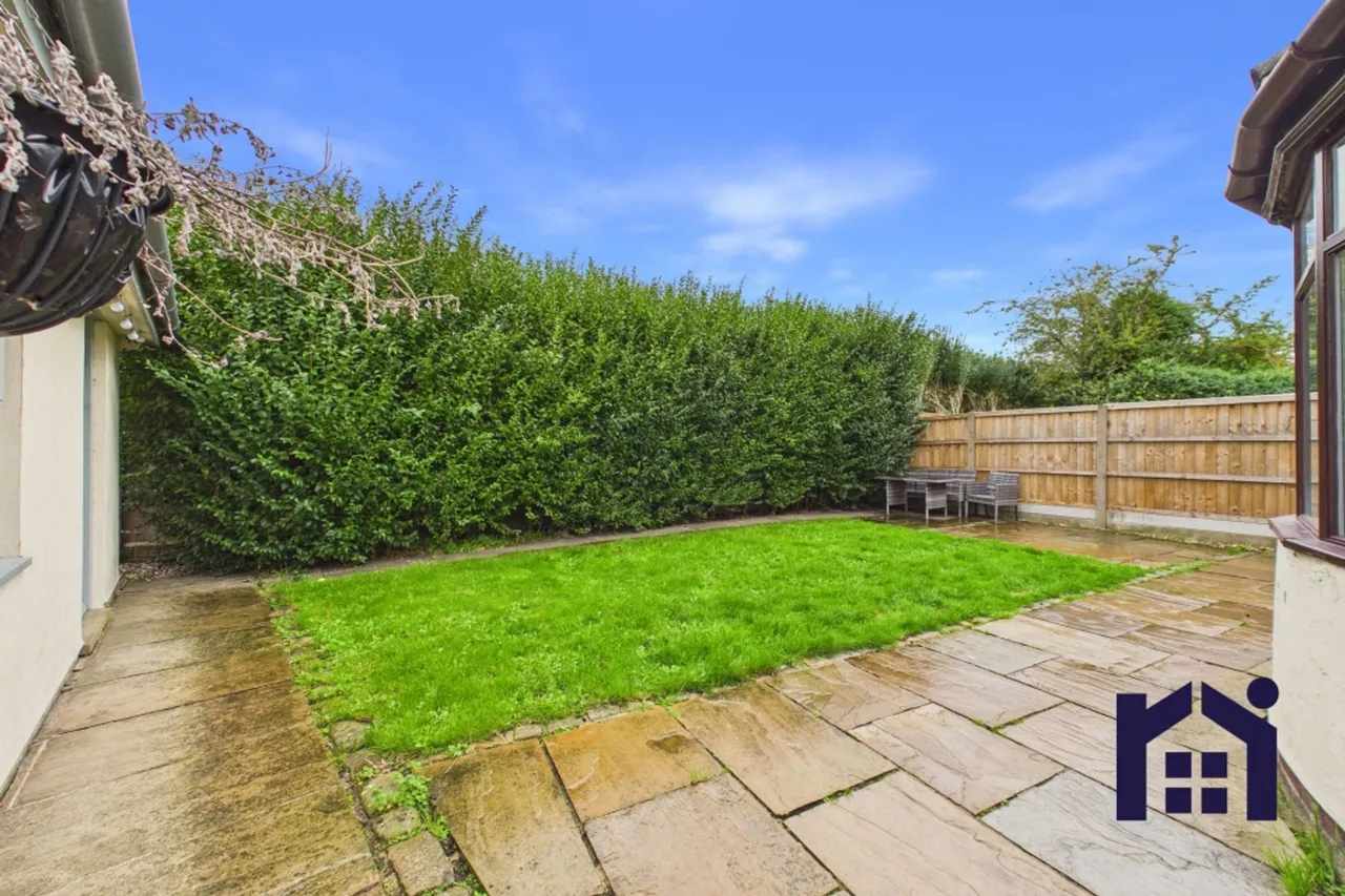 Greenway, Eccleston, PR7, photo 18