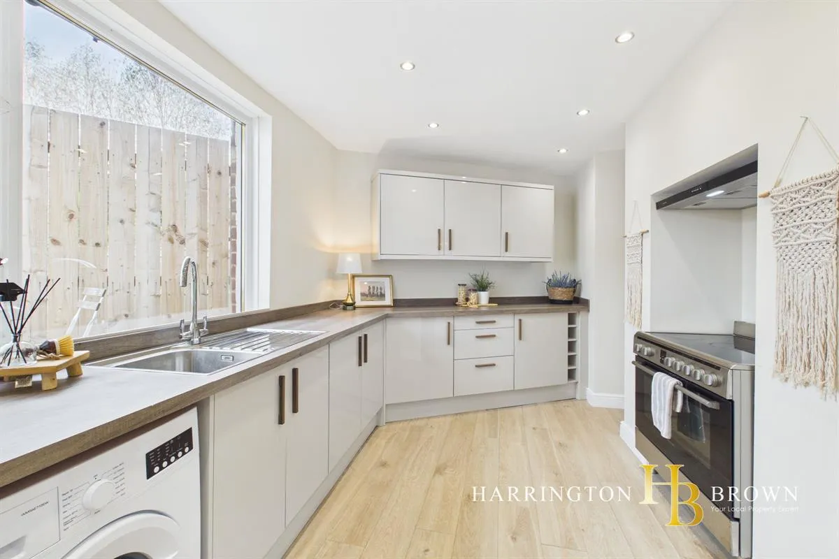 2 bed house for sale — Front Street, Burnopfield