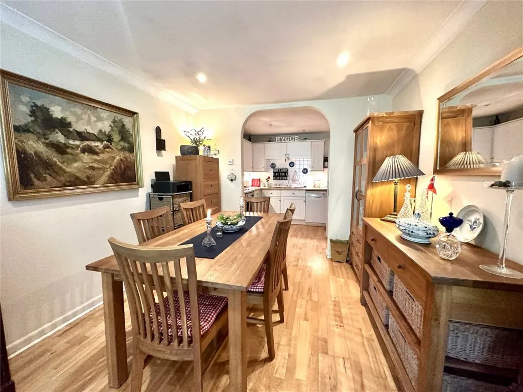 Southampton Road, Lymington, photo 6
