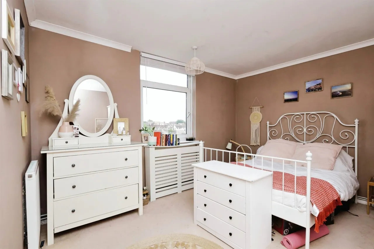 Upperton Road, Eastbourne, photo 6