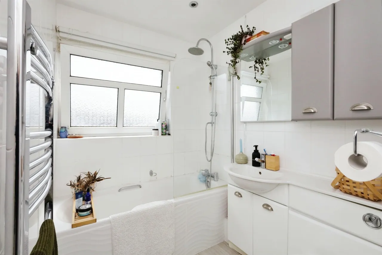 Upperton Road, Eastbourne, photo 8