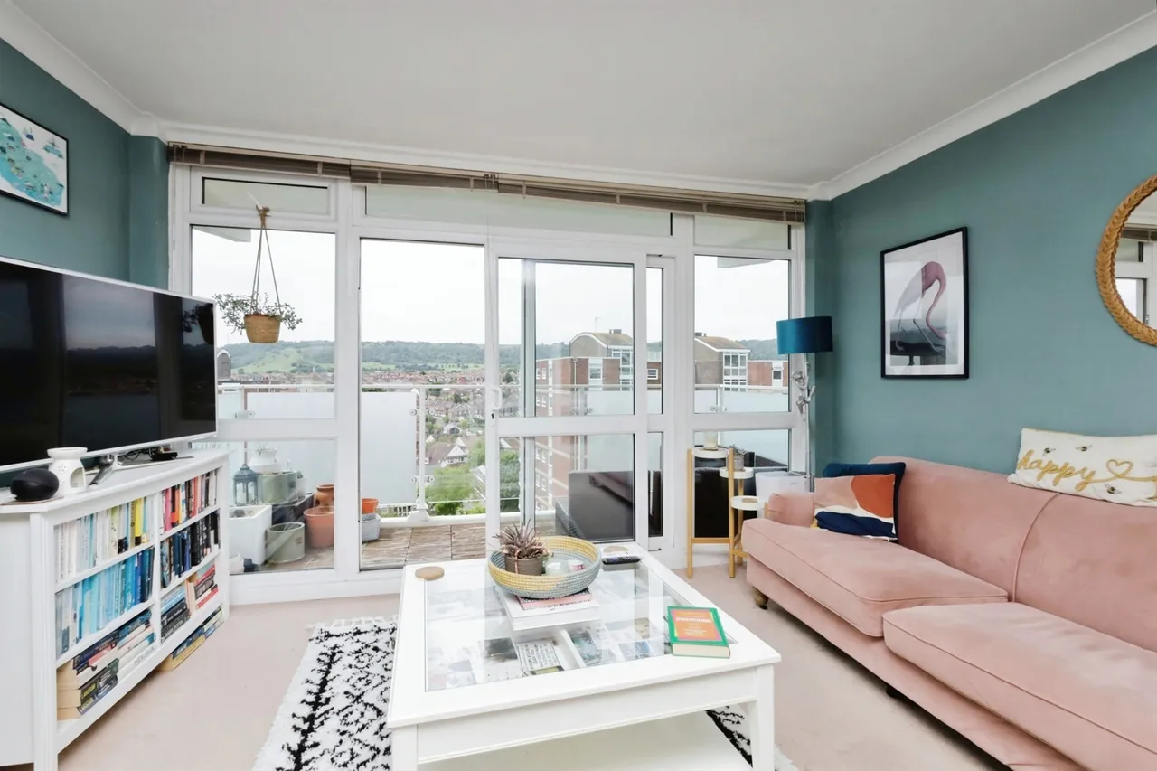 Upperton Road, Eastbourne, photo 3