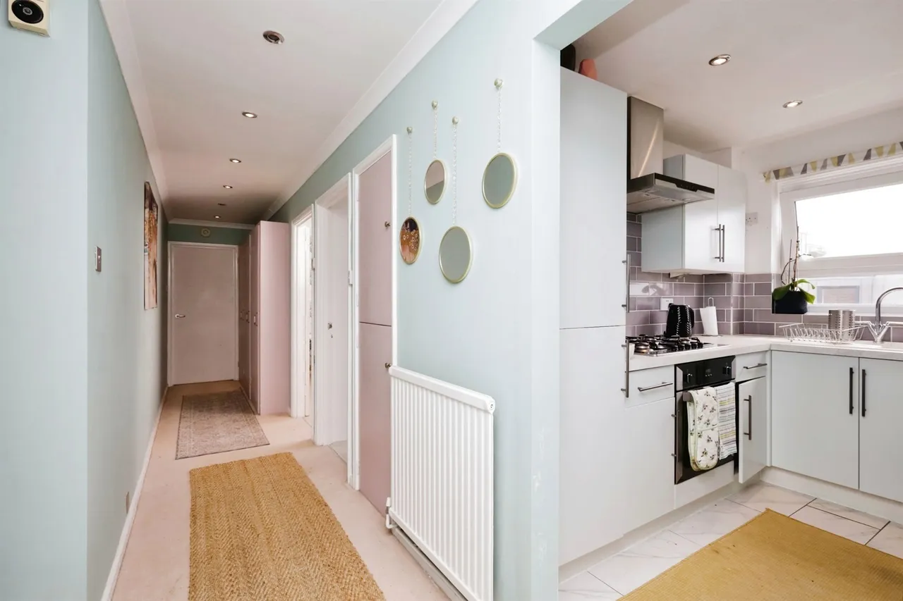 Upperton Road, Eastbourne, photo 9