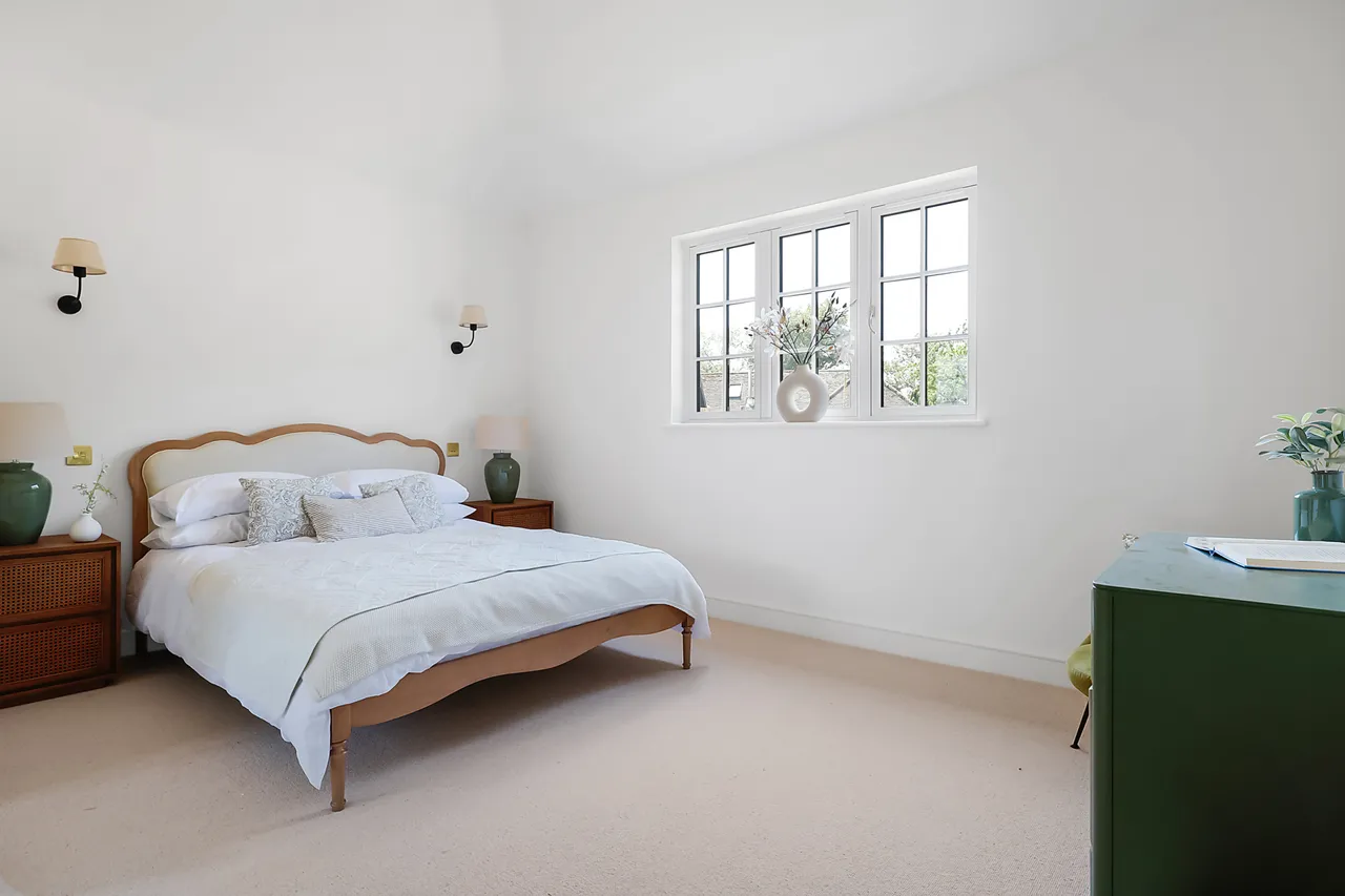 Old Farm Close, Charlwood, RH6, photo 12