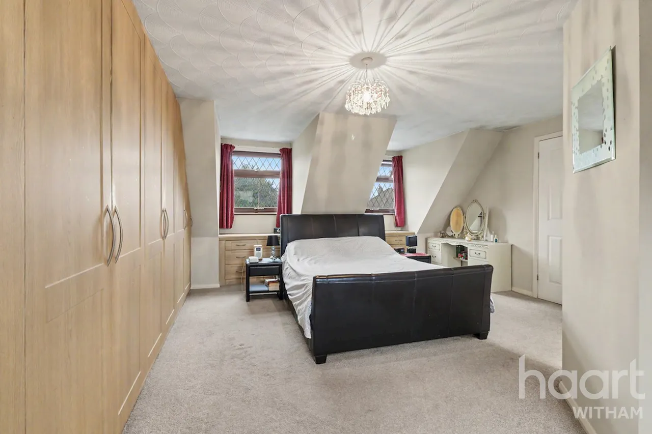 Highfields Road, Witham, CM8, photo 9