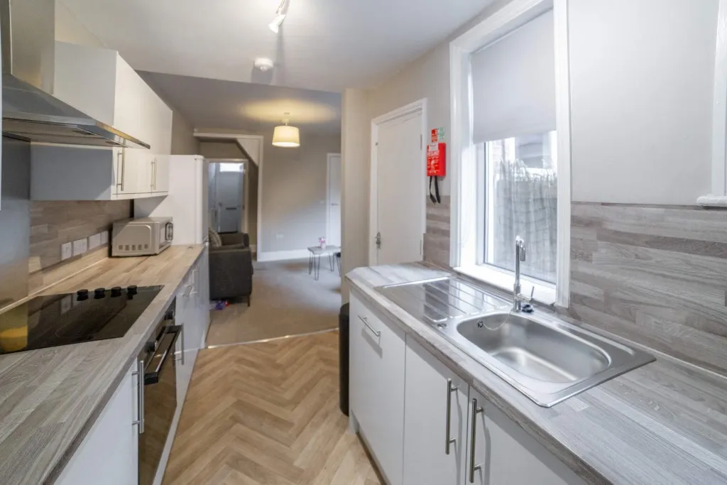 Victory Road, Beeston, NG9, photo 4