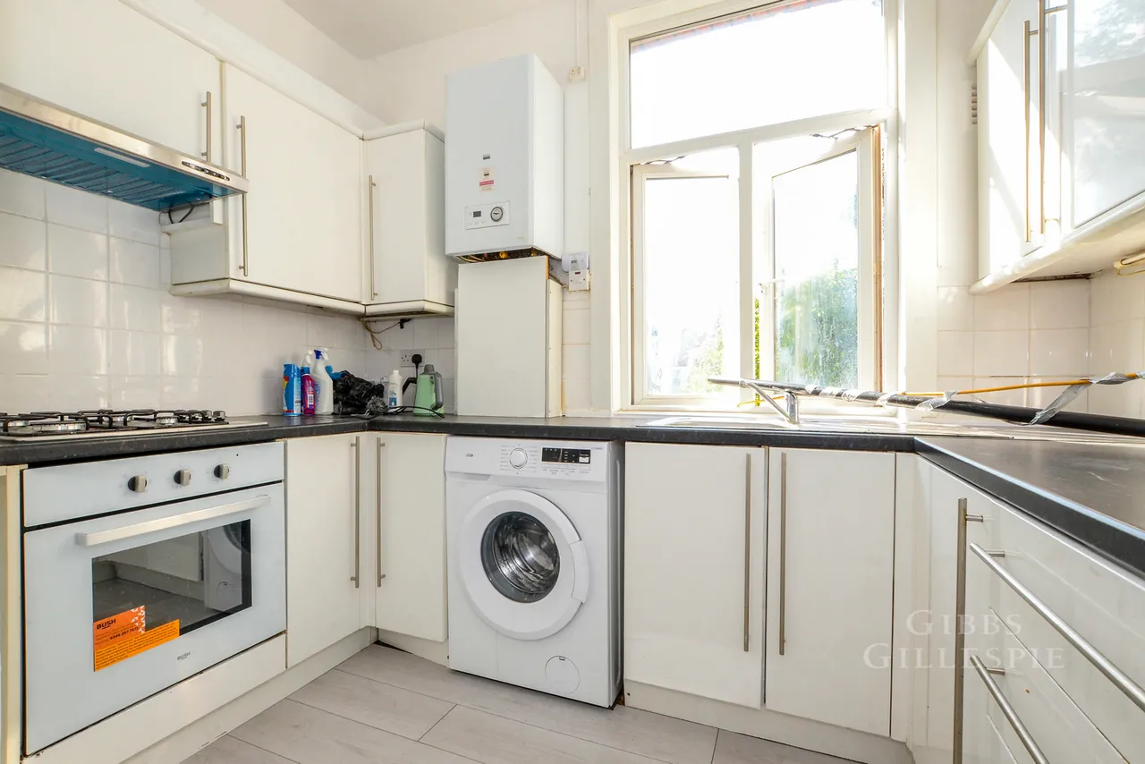 2 bed flat to rent, Nibthwaite Road, Harrow Fees Apply, HA1