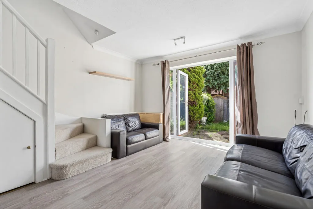 Northfield Road, Maidenhead SL6 7JP, photo 2