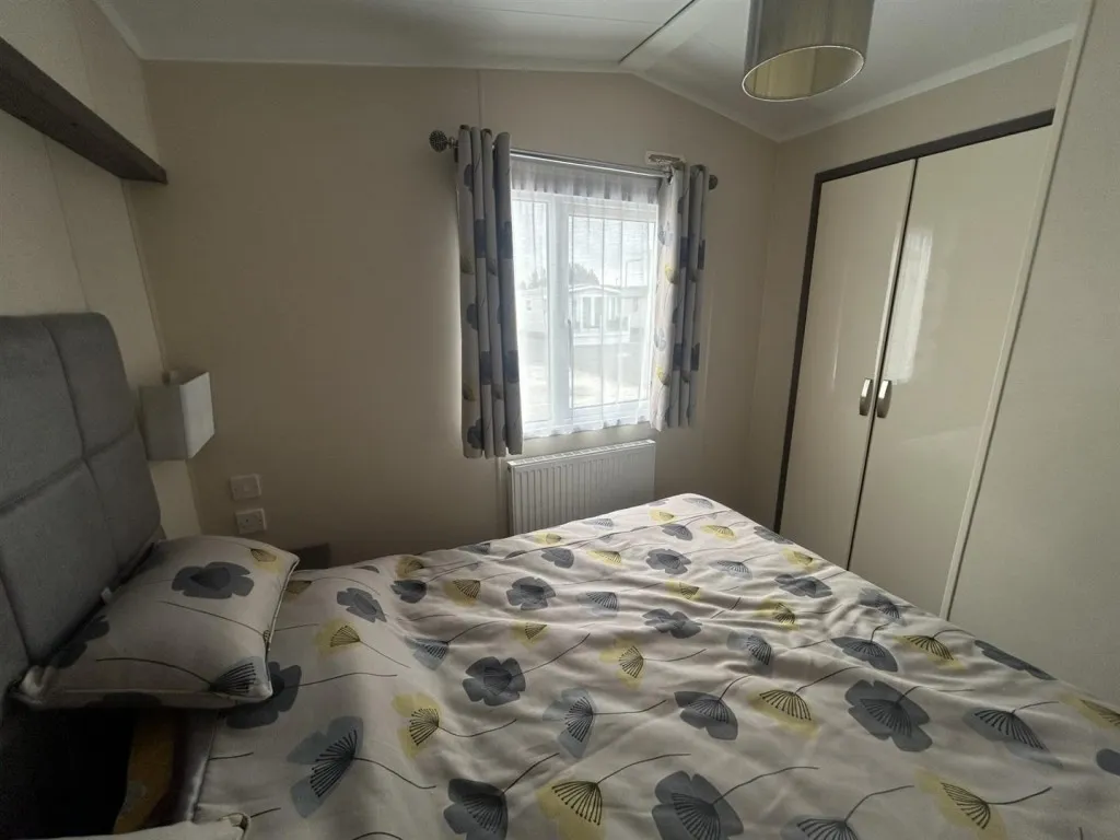 Towyn Road, Towyn, LL22, photo 7