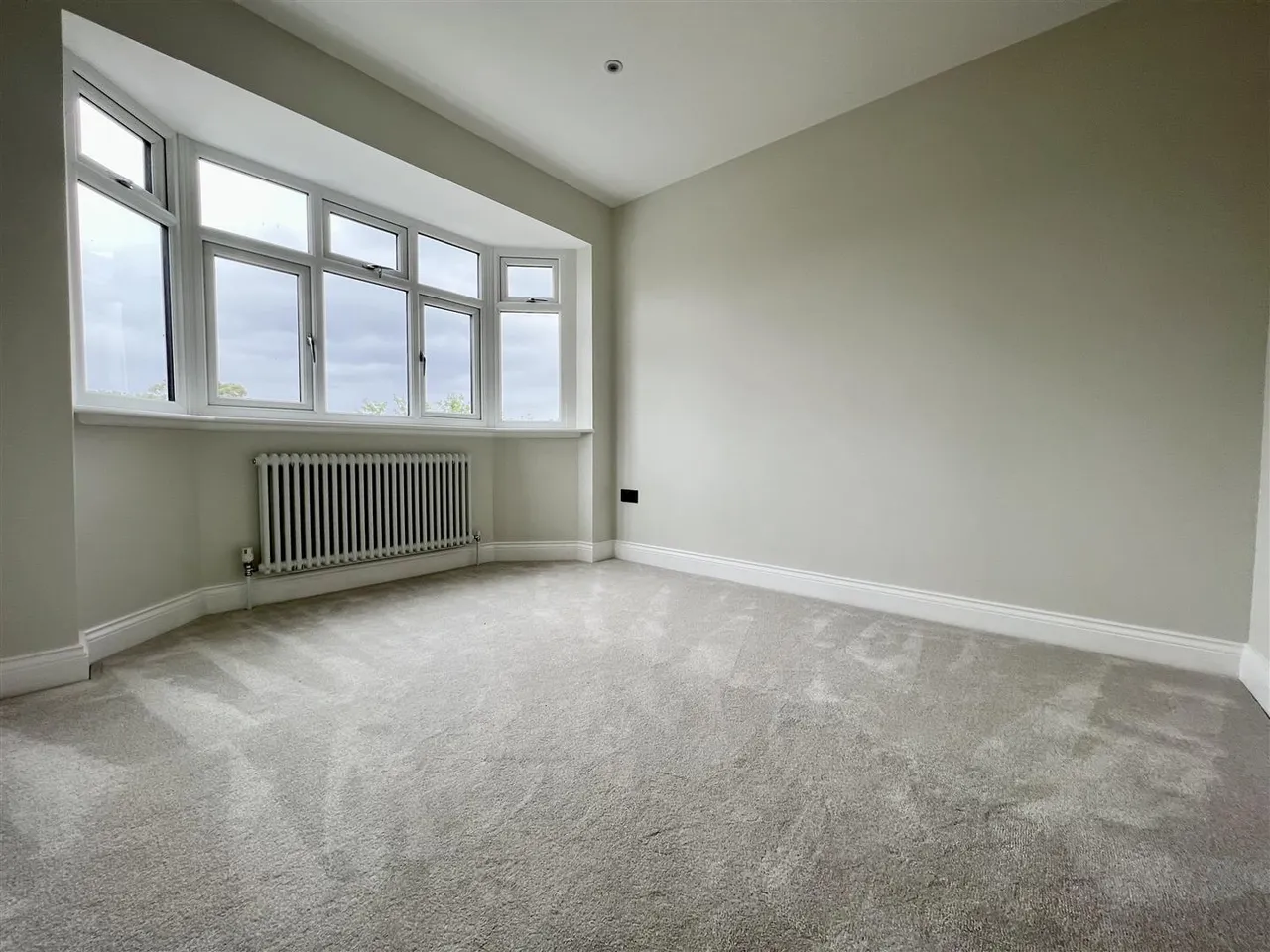 Garth Close, Morden, SM4, photo 3