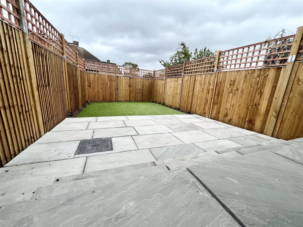 Garth Close, Morden, SM4, photo 15