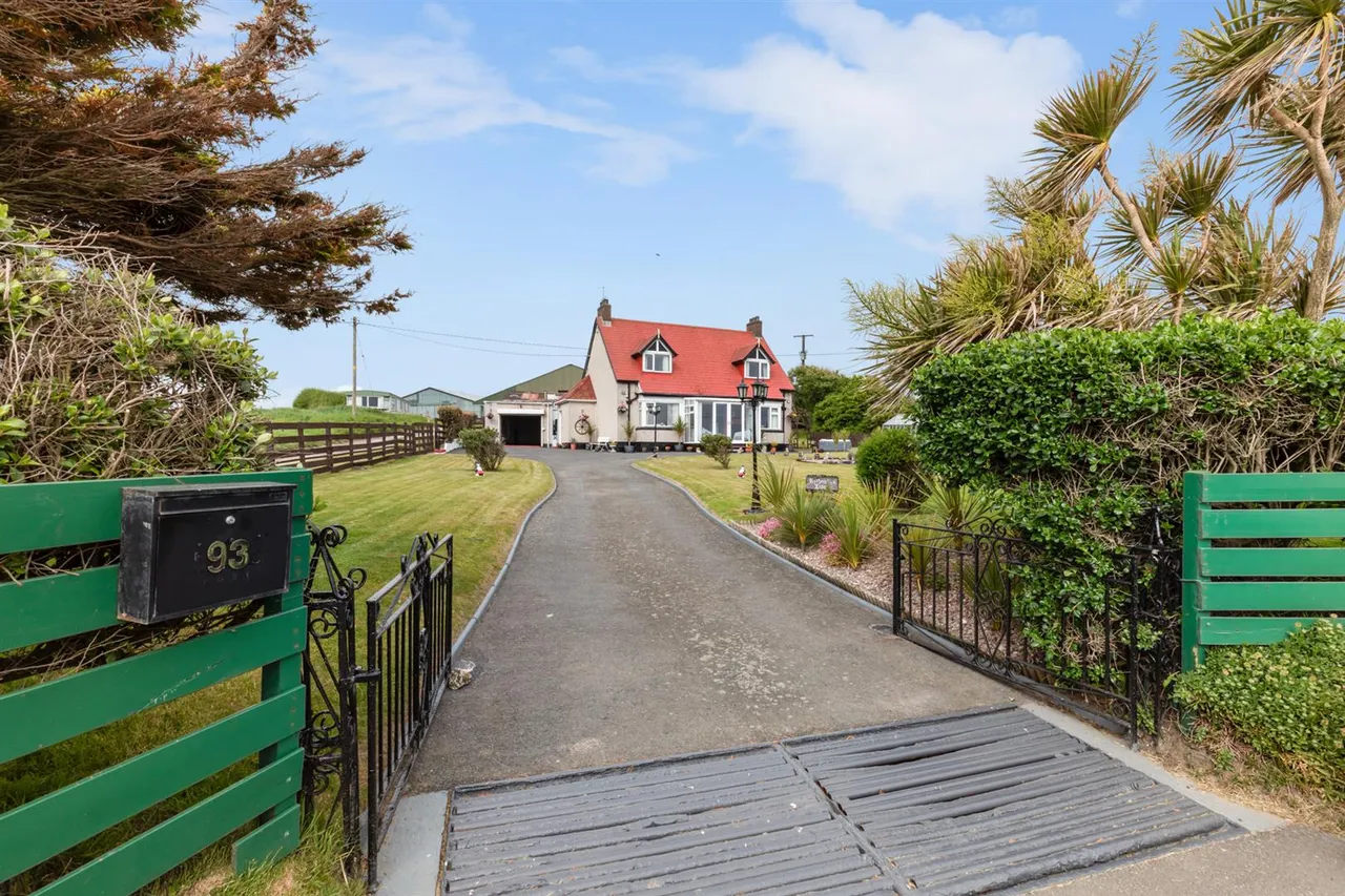3 bed house for sale, Minerstown Road, Downpatrick, BT30