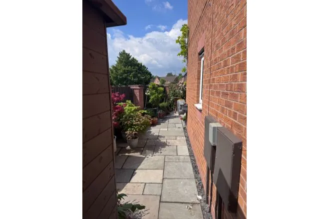 Thrift Road, Burton-On-Trent, DE14, photo 26