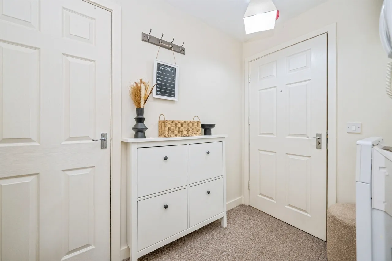 Burwaye Close, Lichfield, photo 9