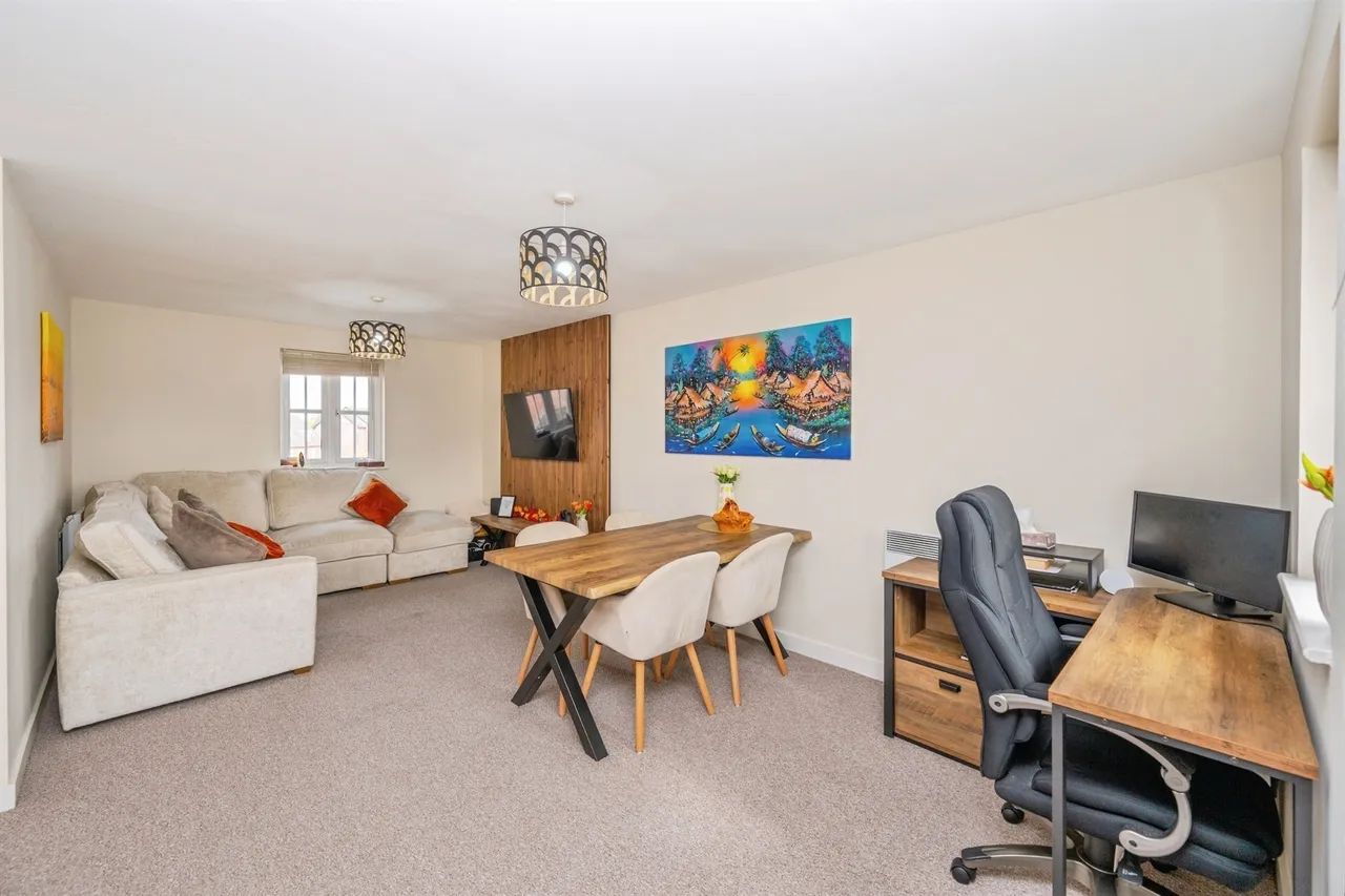 Burwaye Close, Lichfield, photo 7