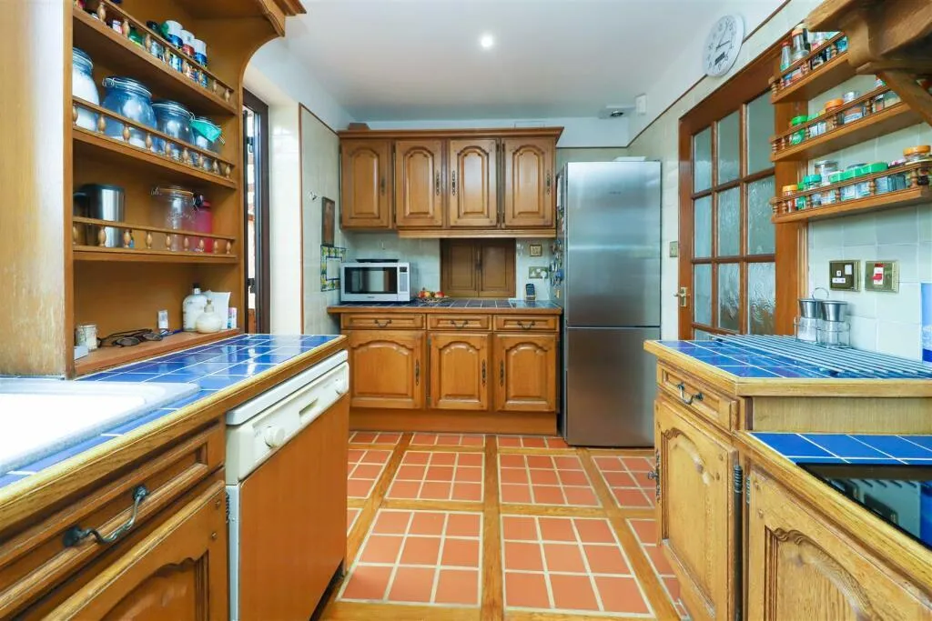 Reservoir Road, Ruislip, Middlesex, HA4 7TU, photo 14
