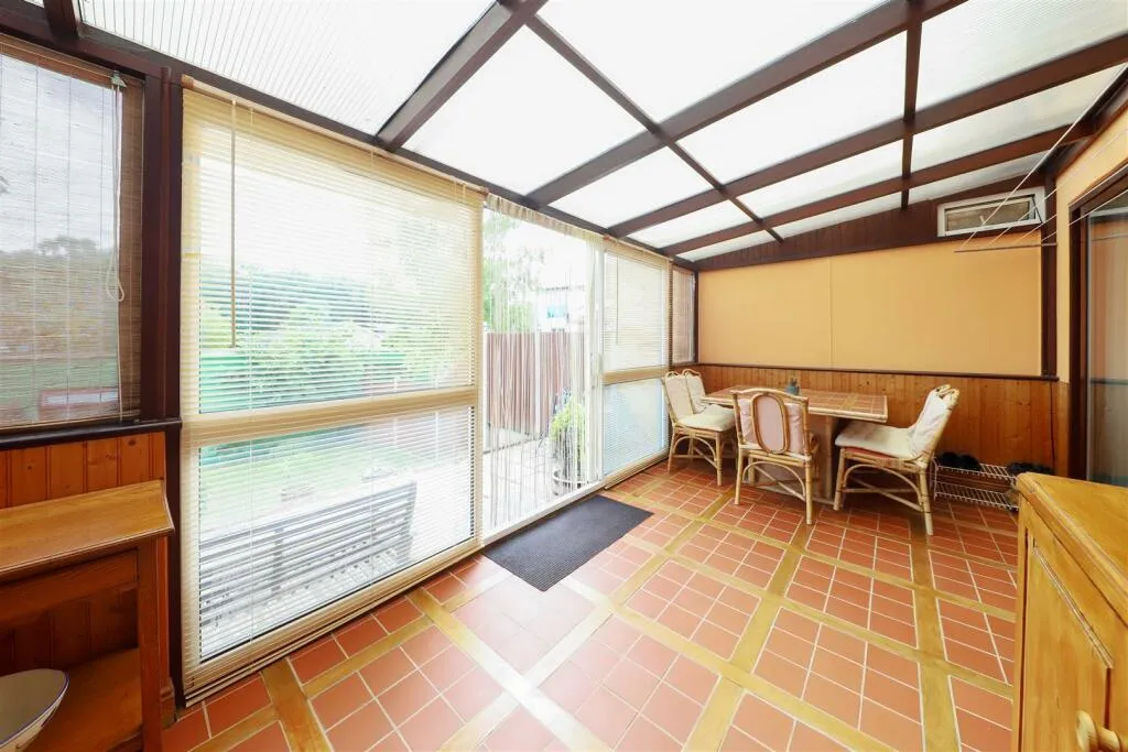 Reservoir Road, Ruislip, Middlesex, HA4 7TU, photo 13