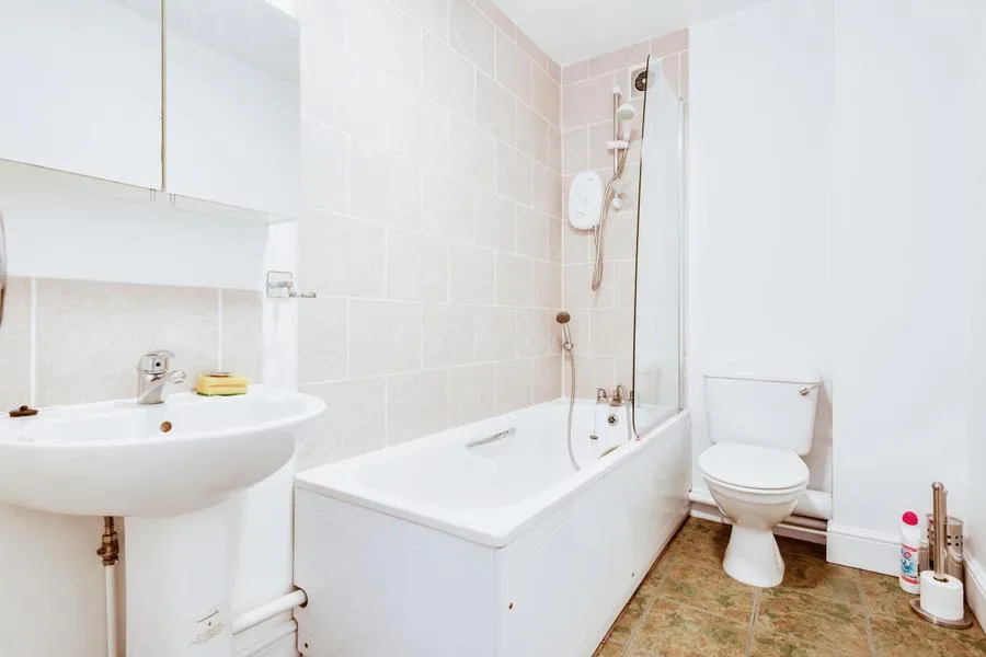 White Hart Walk, Faringdon, SN7, photo 6