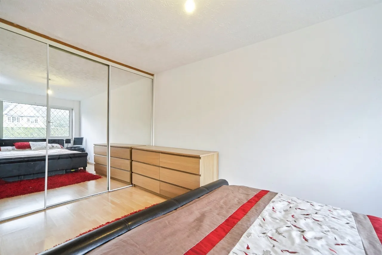 Hough End Lane, Leeds, photo 7