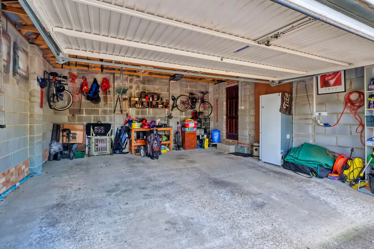 Squirrel Lane, High Wycombe, HP12, photo 17