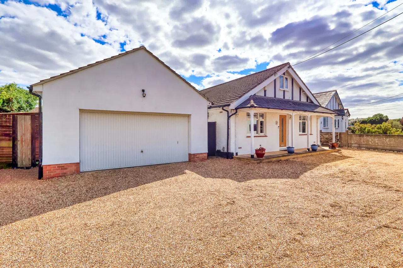 6 bed house for sale, Squirrel Lane, High Wycombe, HP12