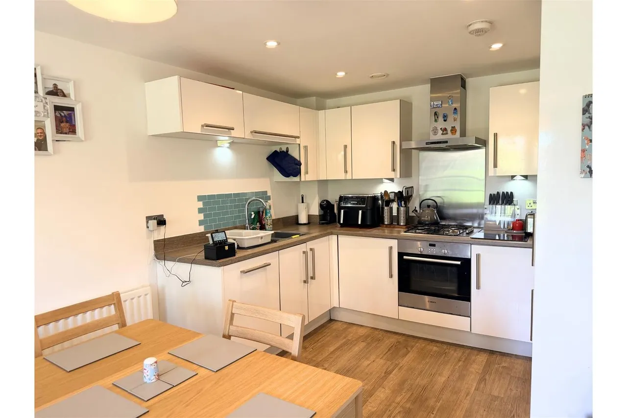 Millpond Lane, Horsham, West Sussex RH12 0AQ, photo 7