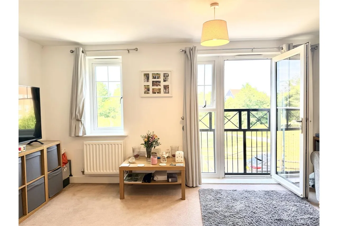 Millpond Lane, Horsham, West Sussex RH12 0AQ, photo 5