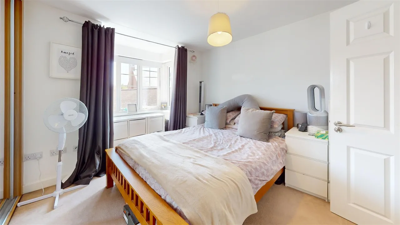 Millpond Lane, Horsham, West Sussex RH12 0AQ, photo 10