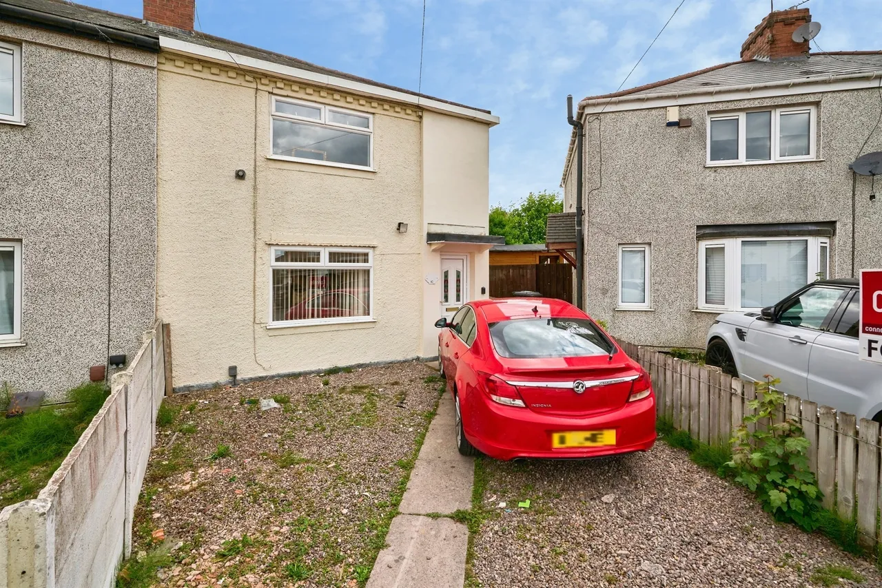 3 bed house for sale, Garden Walk, Bilston, WV14