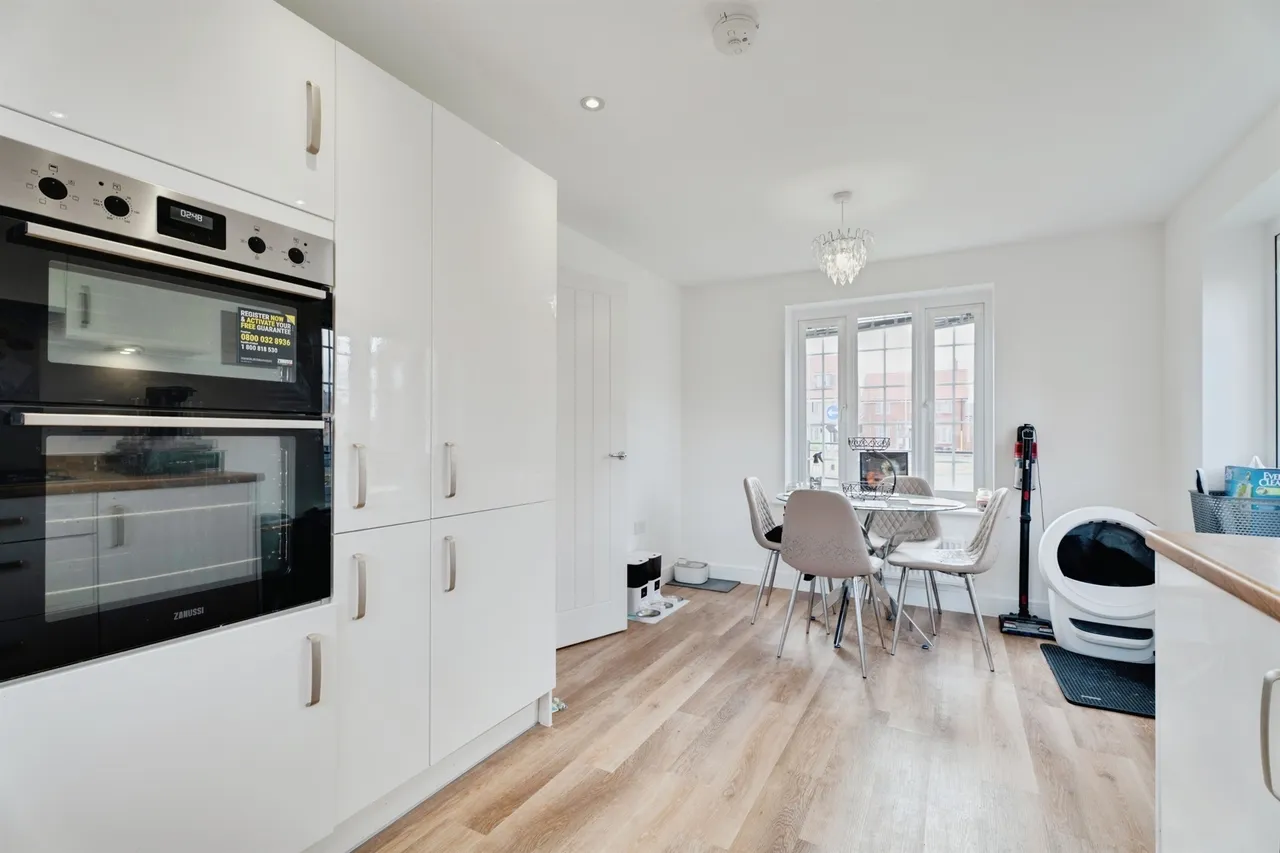 Challis Circle, Stowmarket, photo 3