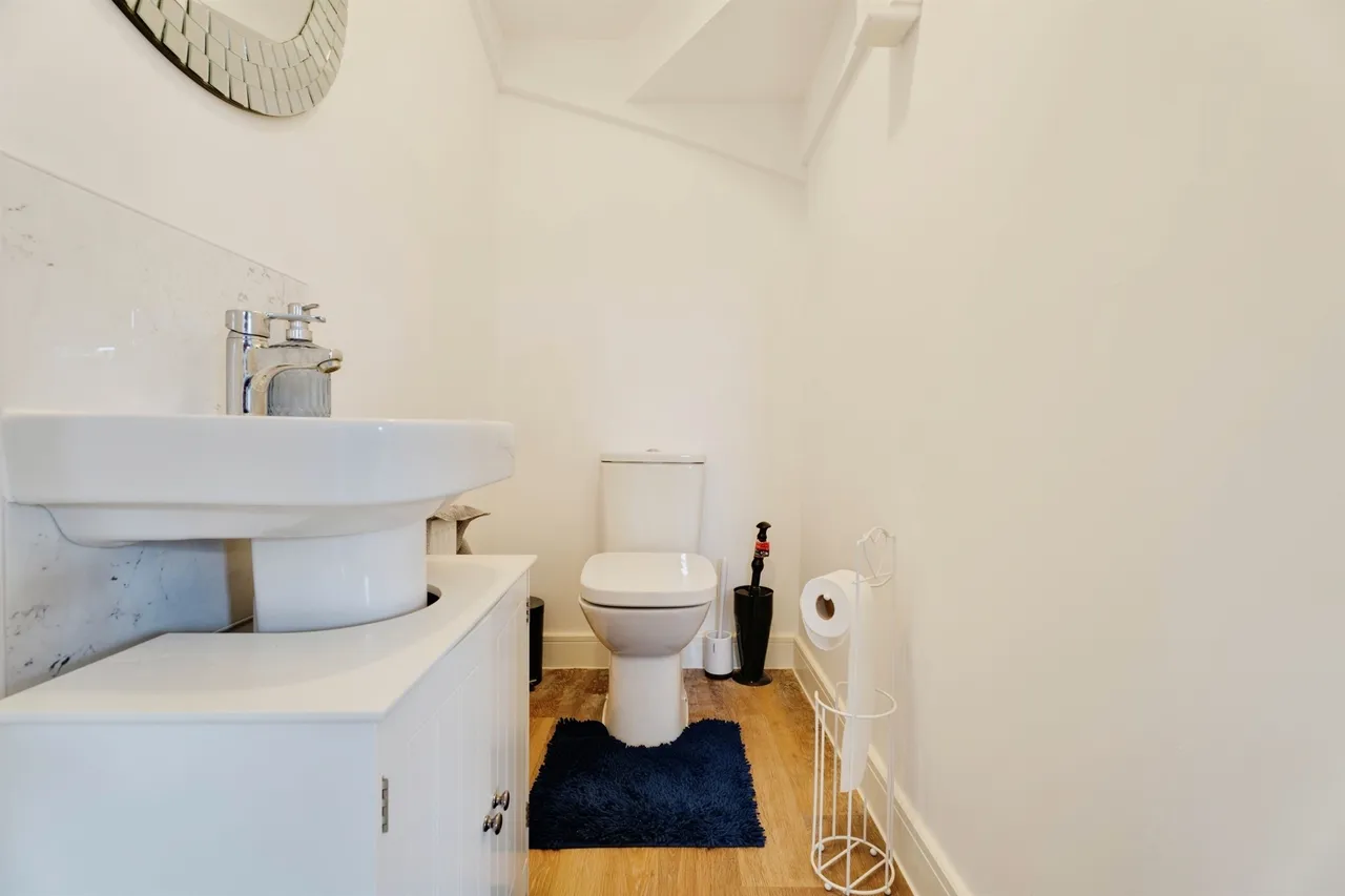 Challis Circle, Stowmarket, photo 7