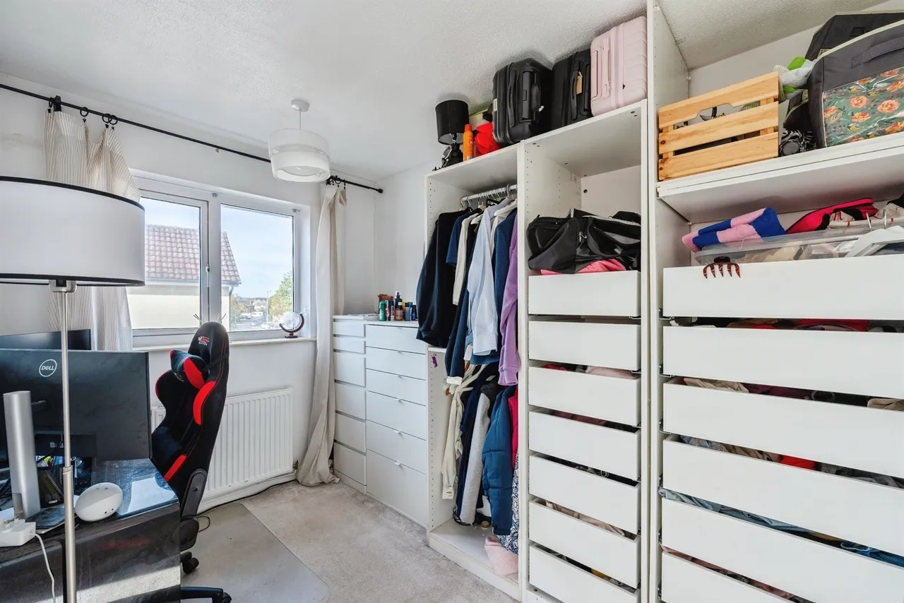 Stuart Close, Trowbridge, BA14, photo 7
