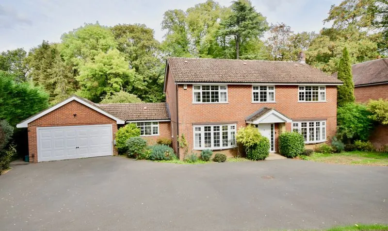 5 bed house for sale, Headley Road, Leatherhead, KT22