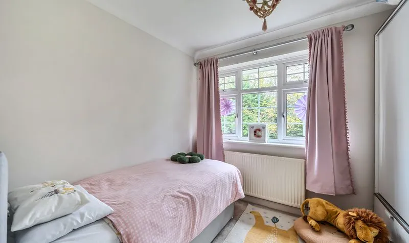 Headley Road, Leatherhead, KT22, photo 14