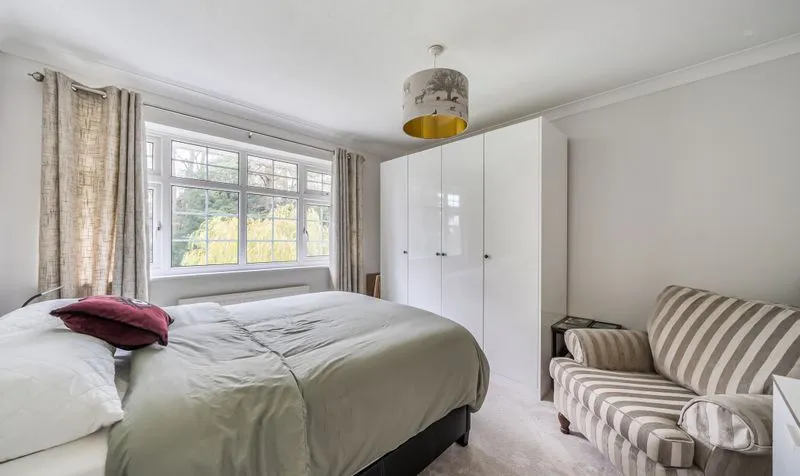Headley Road, Leatherhead, KT22, photo 12