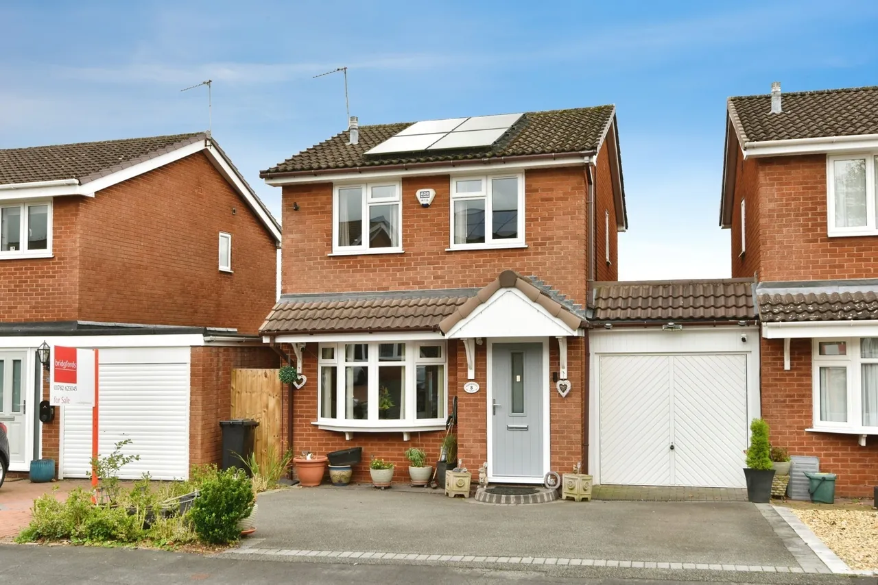 3 bed house for sale, Woodbridge Road, Newcastle, ST5