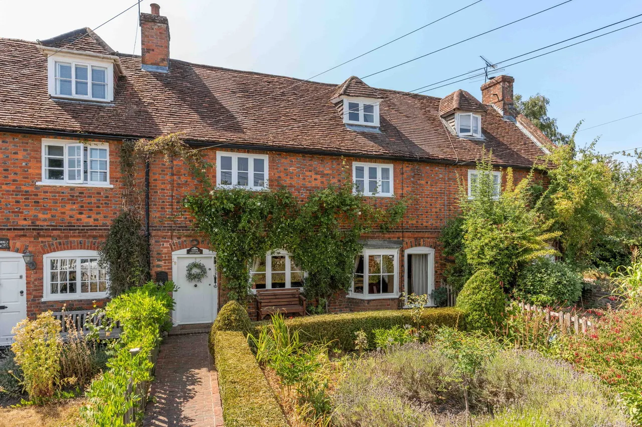 4 bed house for sale, Tithe Cottage, Codicote