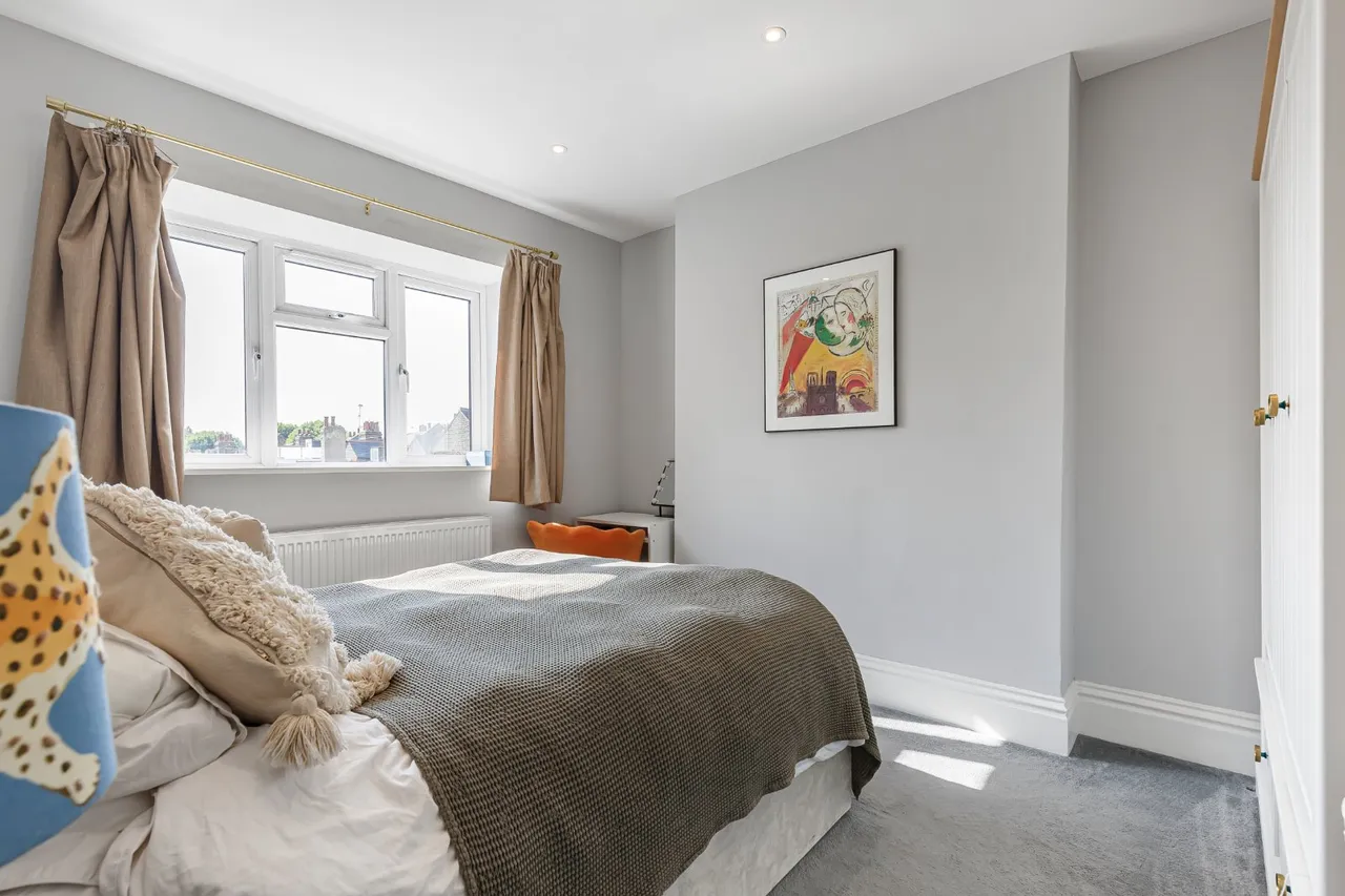 Clapham Common South Side, London, SW4, photo 5