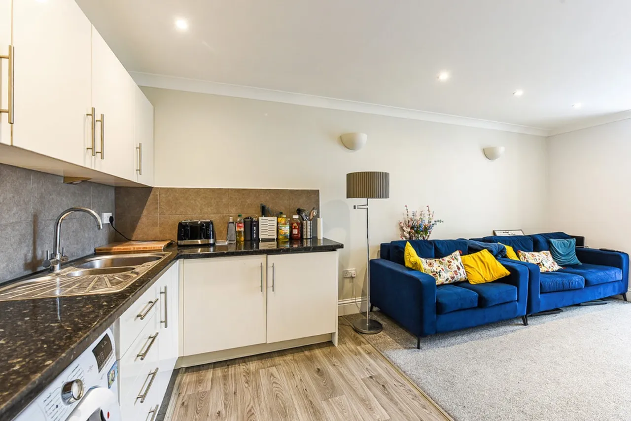 Romsey Road, Winchester, SO22, photo 7