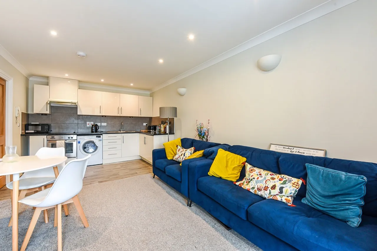 Romsey Road, Winchester, SO22, photo 6