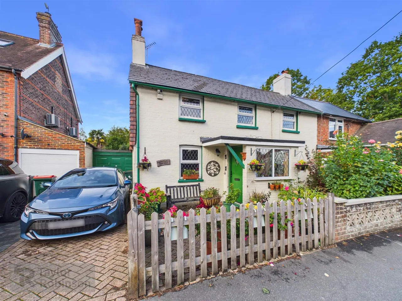 3 bed property for sale, Ifield Green, Ifield, RH11