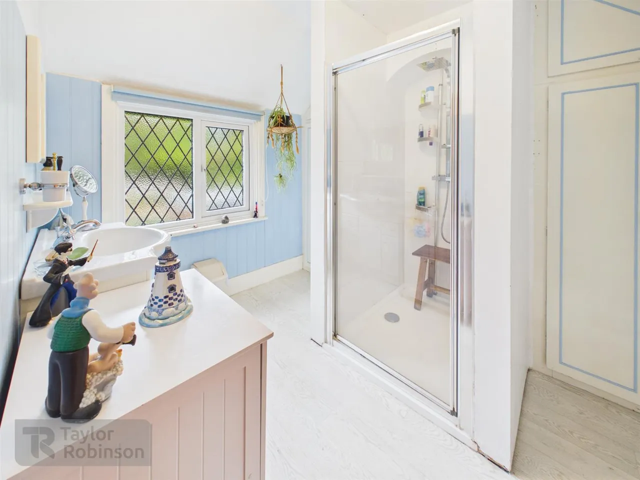 Ifield Green, Ifield, RH11, photo 6